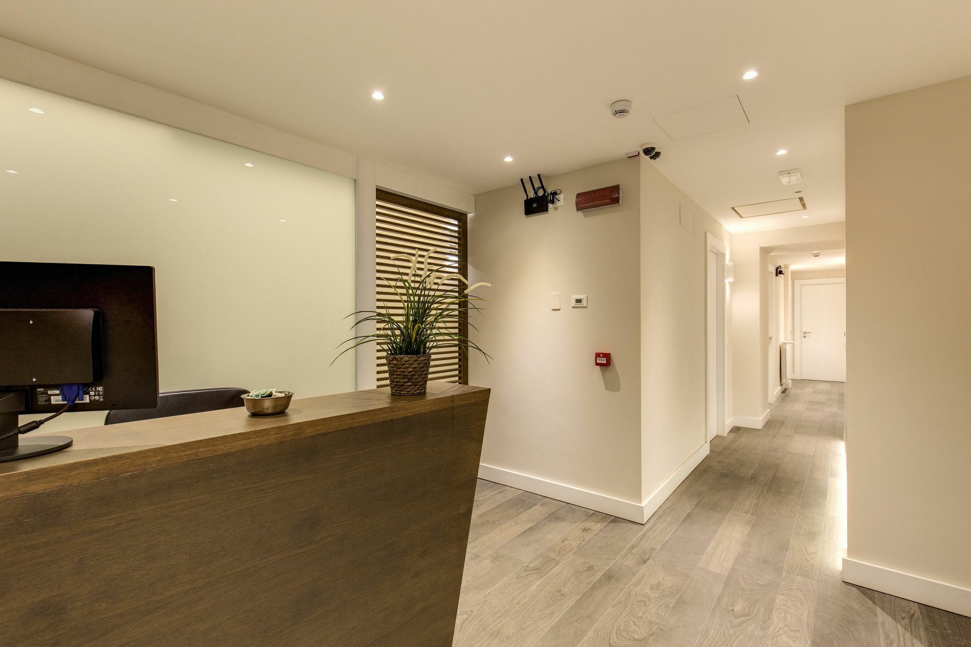 Wrh Suites Рим Екстериор снимка