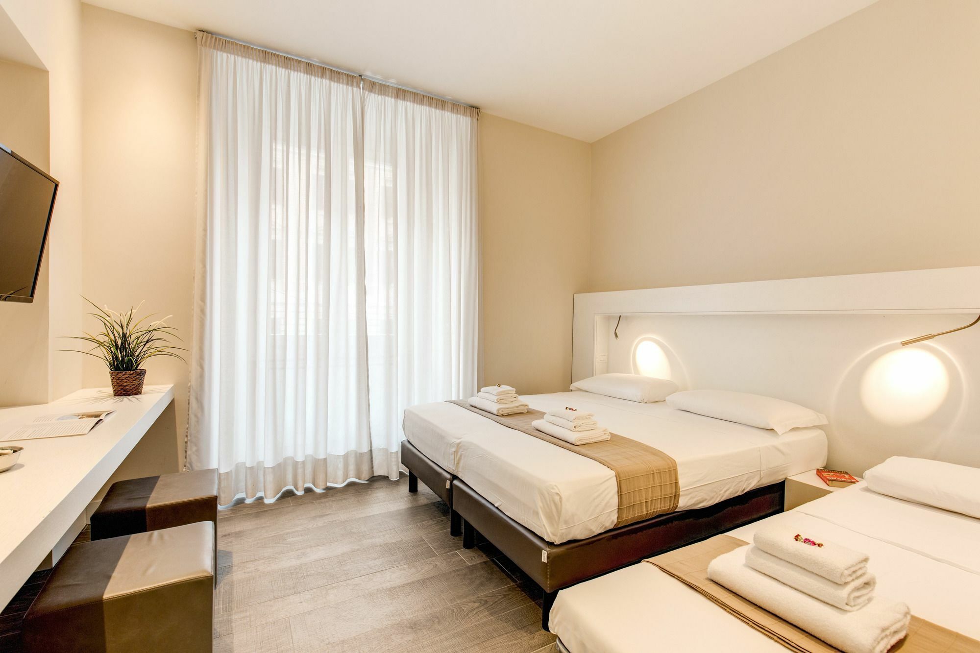 Wrh Suites Рим Екстериор снимка
